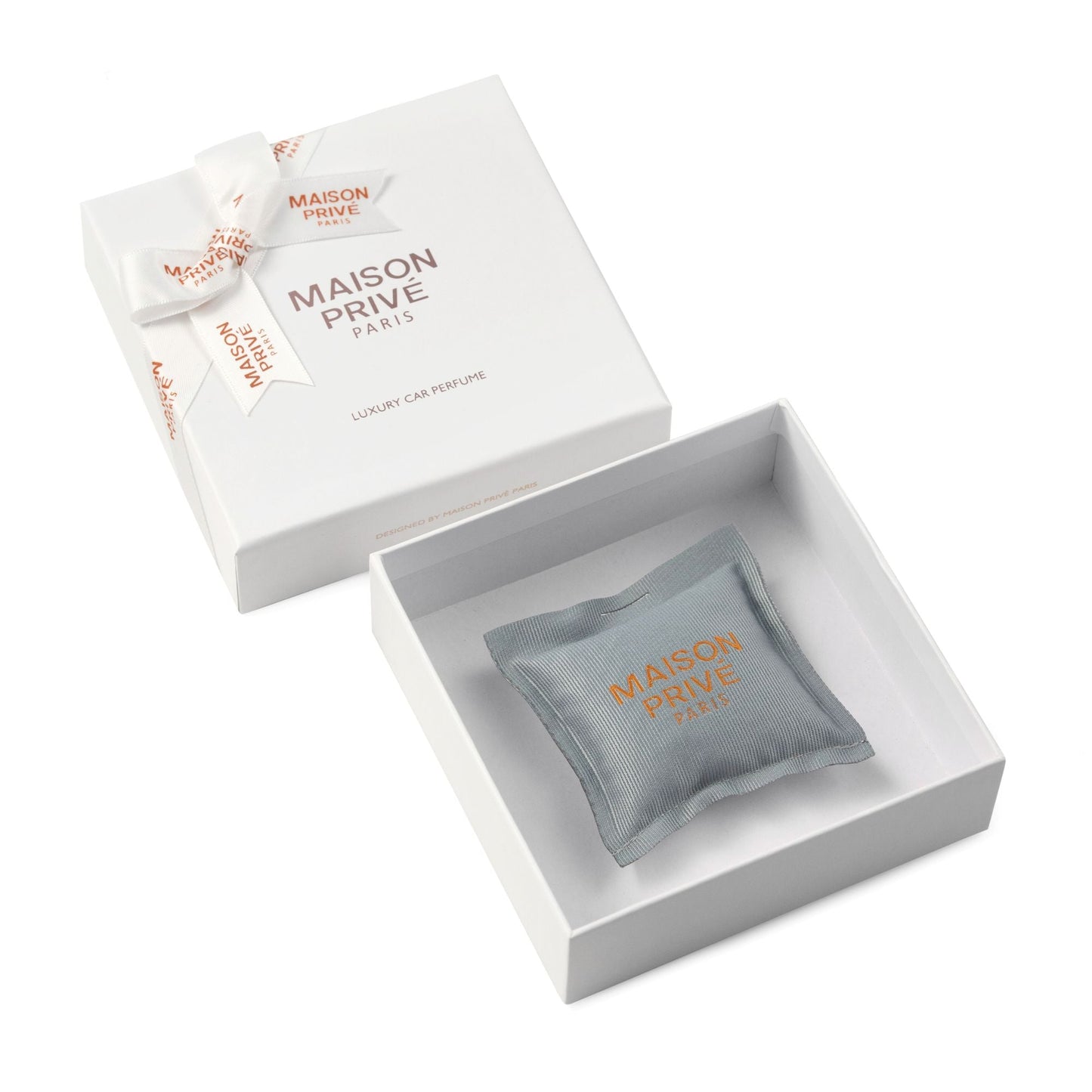 
                  
                    Automobilio kvapas | LEVANDA IR MĖNULIO GĖLĖ MAISON PRIVÉ
                  
                