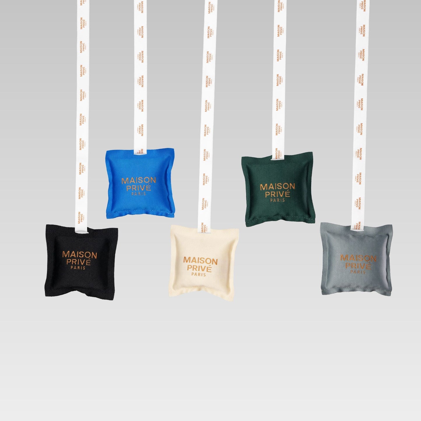 
                  
                    Automobilio kvapas | PERSIKAS IR ŽALIOJI ARBATA MAISON PRIVÉ
                  
                