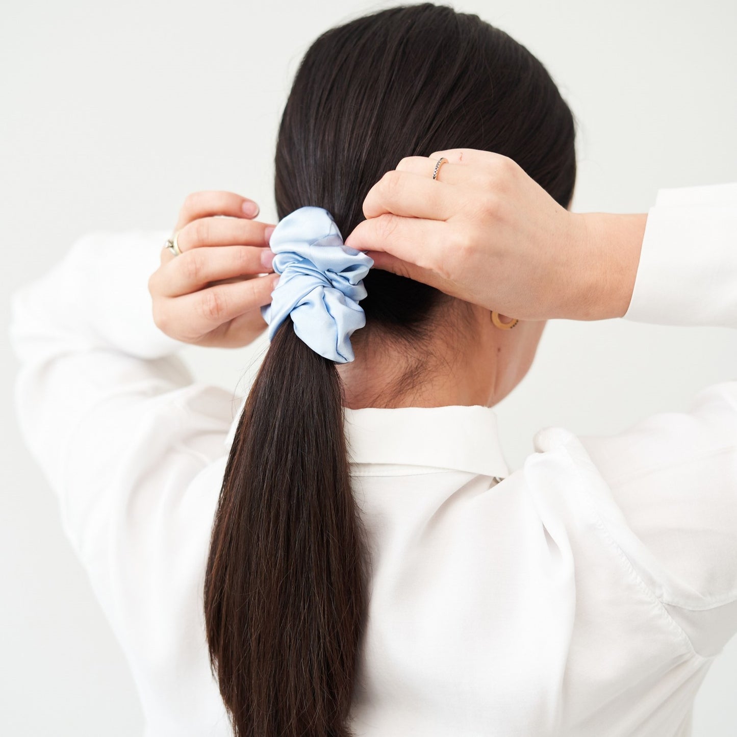 
                  
                    Silk hair scrunchie | LIGHT BLUE 
                  
                