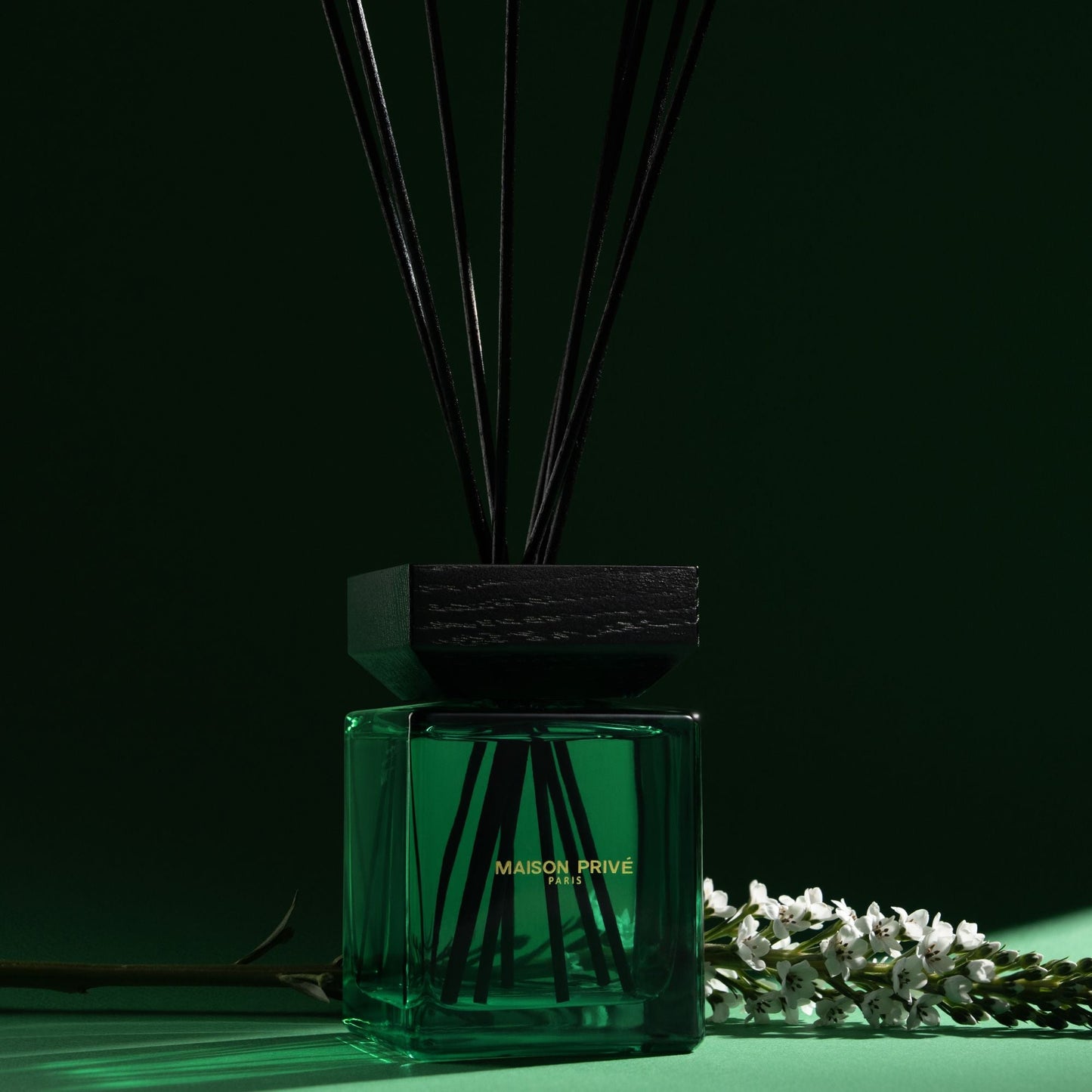 Namų kvapas | PERSIKAS IR ŽALIOJI ARBATA | 200ml MAISON PRIVÉ