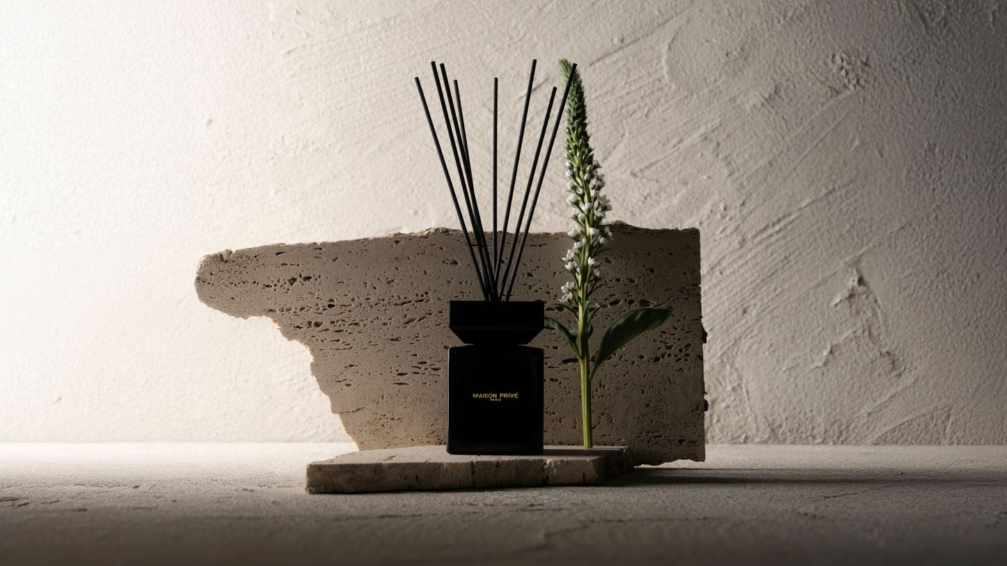 MAISON PRIVÉ