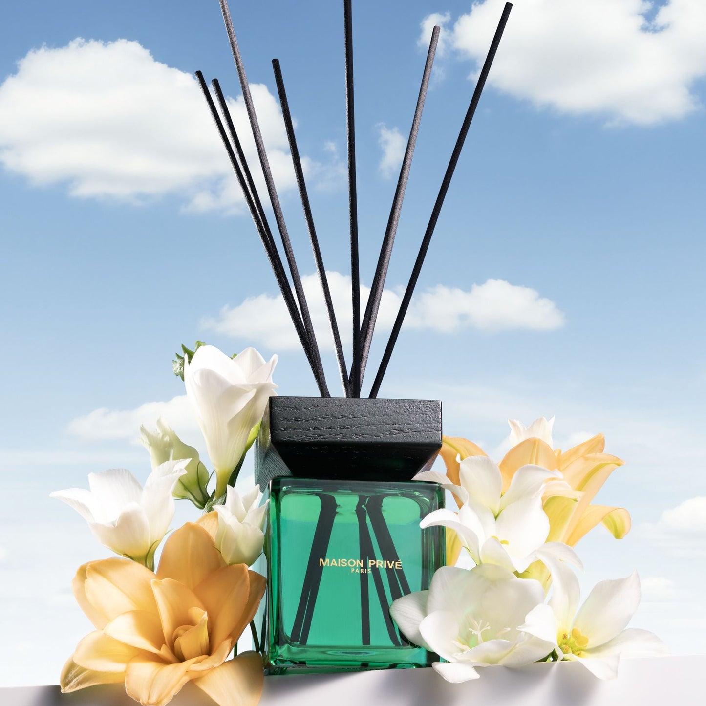 Namų kvapas | ANGLIŠKOJI KRIAUŠĖ IR FREZIJA | 200ml MAISON PRIVÉ