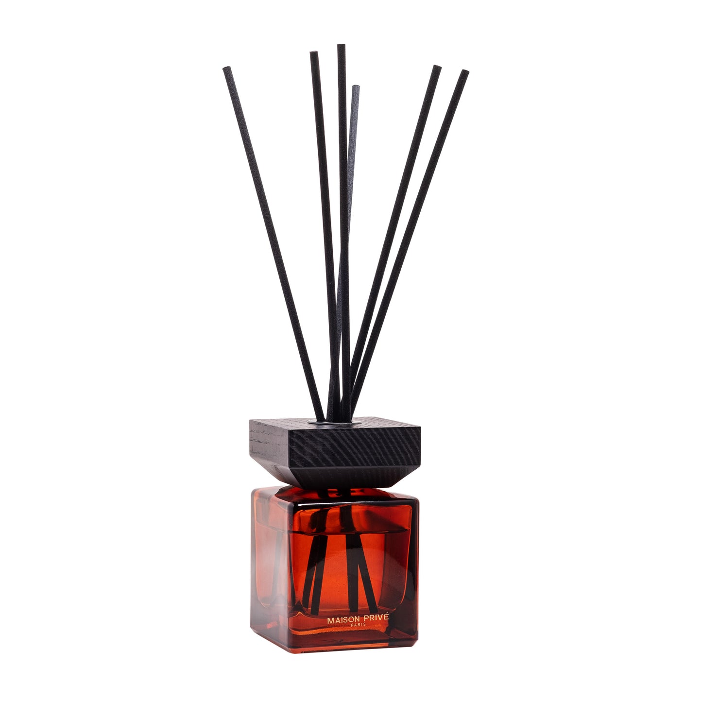 
                  
                    AMBER LEATHER | Reed diffuser | 200ml
                  
                