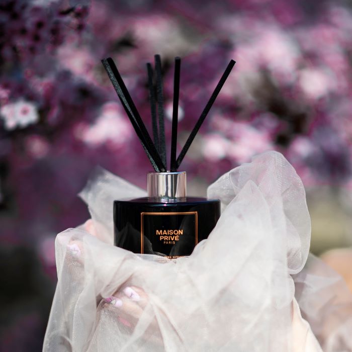 Velvet rose discount & oud diffuser